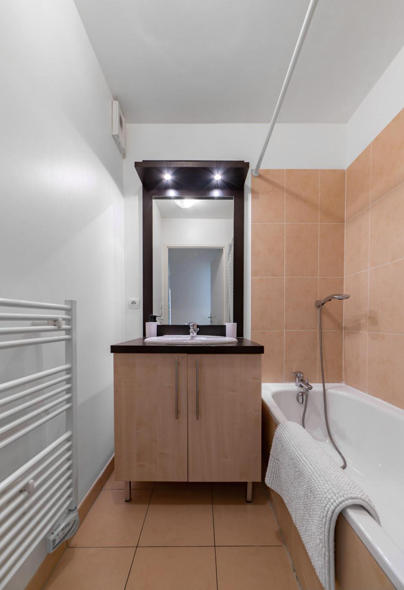 L'Eugenie - Appartement Design & Confort En Centre-Ville วิชี ภายนอก รูปภาพ