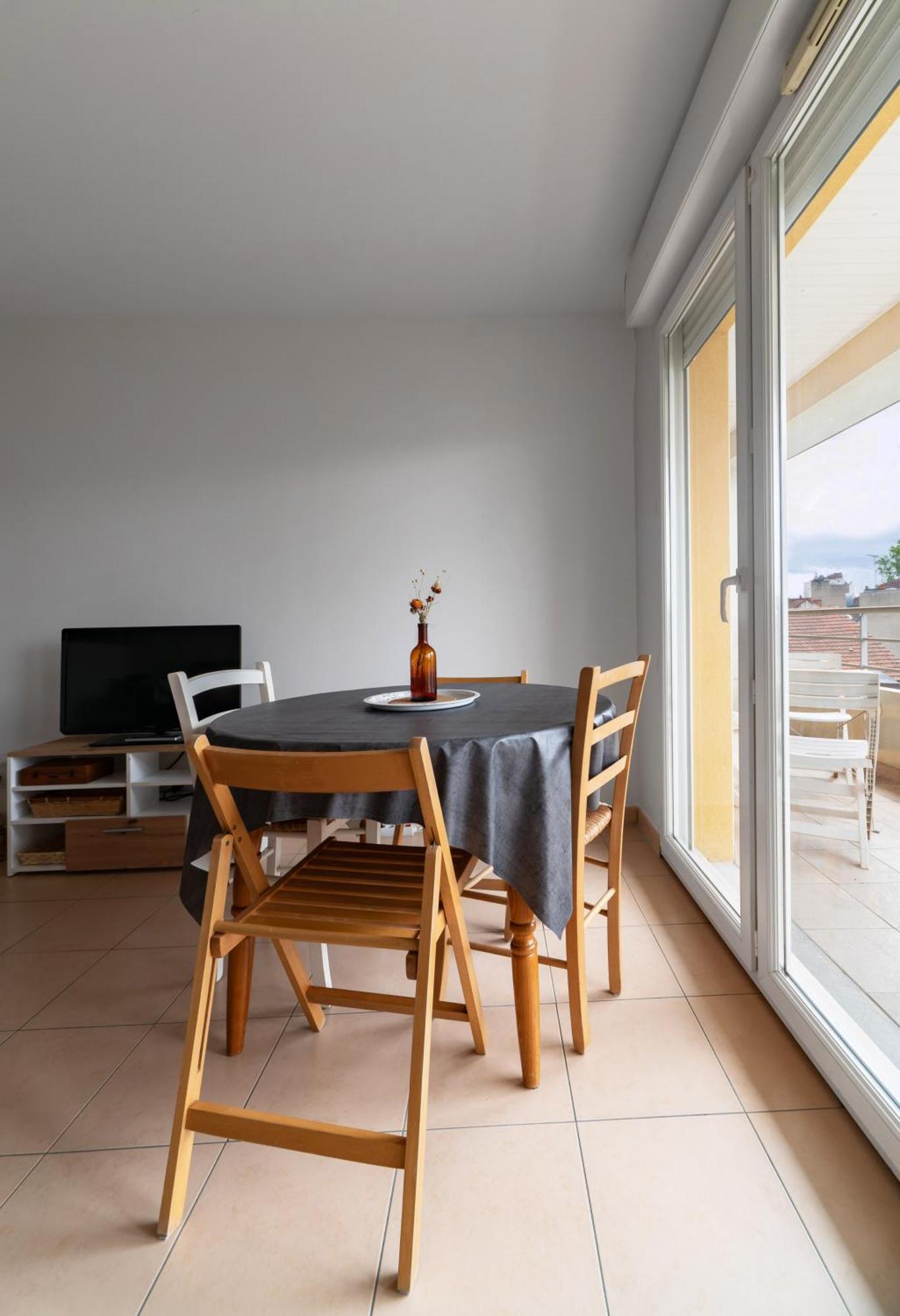 L'Eugenie - Appartement Design & Confort En Centre-Ville วิชี ภายนอก รูปภาพ